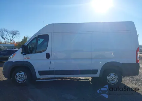 2014 Ram Promaster 2500 High Roof из США, поврежденный, VIN 3C6TRVCD1EE130096